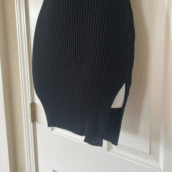 Zara Ribbed Dress - Picture 3 of 6